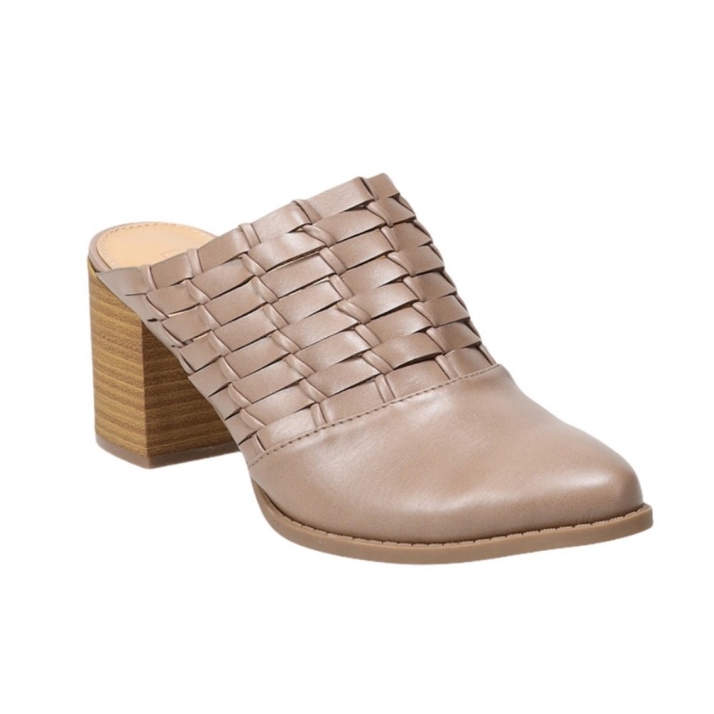 LC Lauren Conrad Mules Sz: 6.5 Heels Slip On Riverbirch Taupe Faux Leather (NIB)